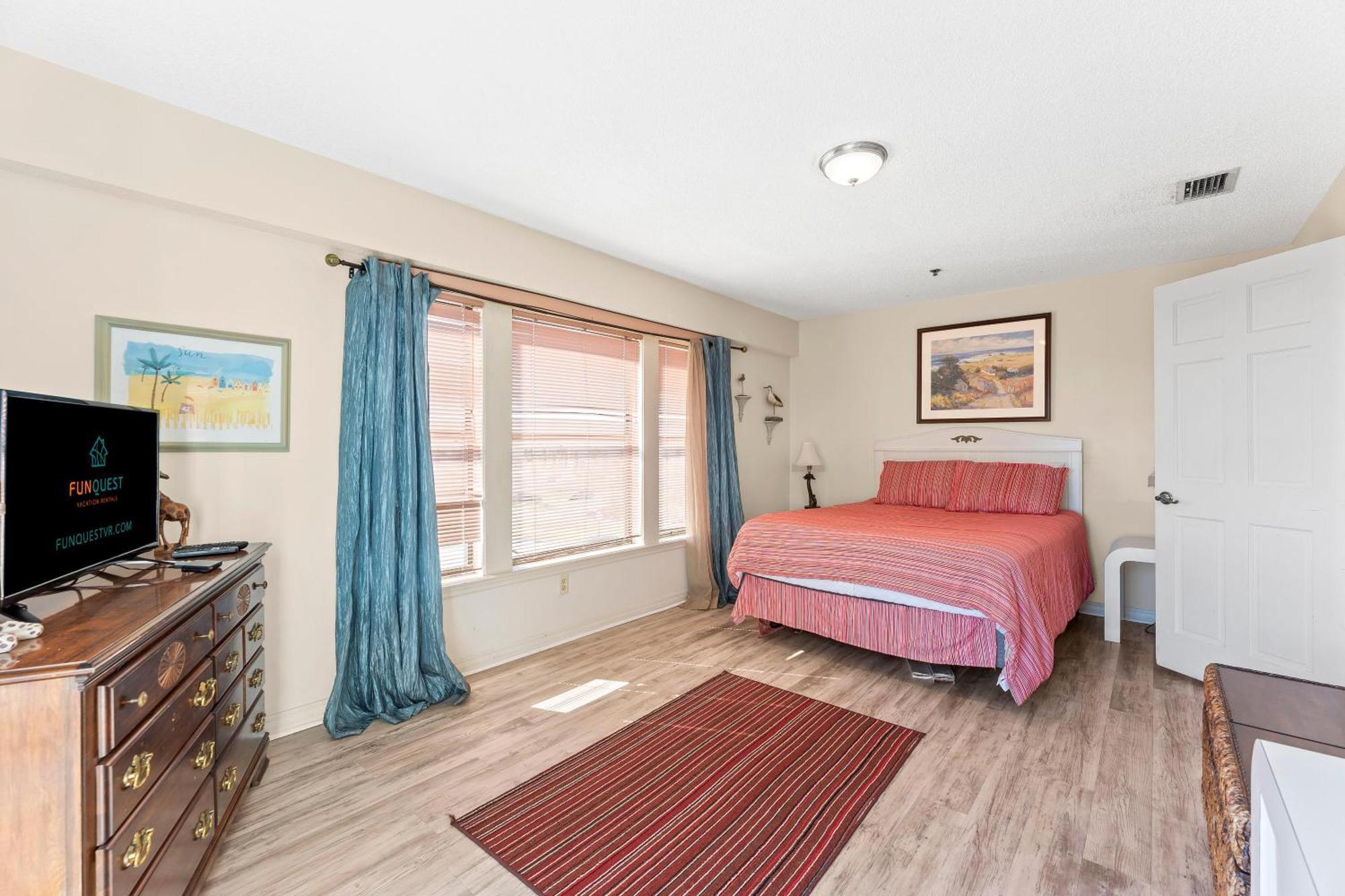 1302B St Thomas Square Apartment Panama City Beach Exterior photo